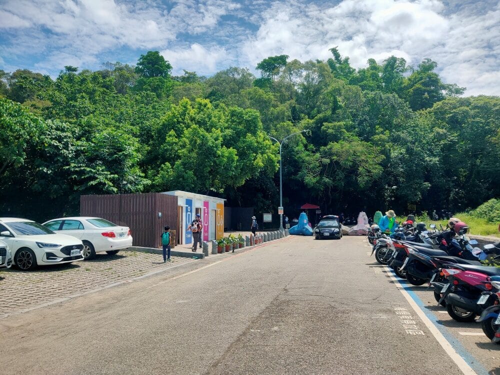三汀山(小百岳)登山入口停車場 廁所