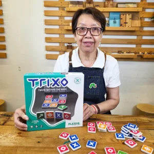 預防失智銀髮桌遊推薦｜【FlexiQ】連線疊對疊｜樂齡網